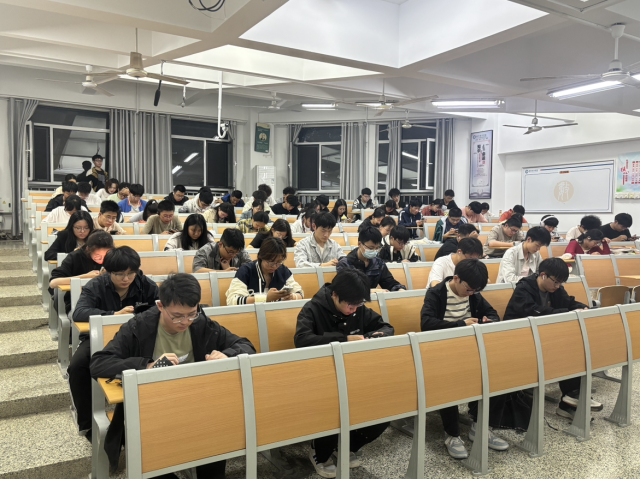 太阳集团tcy8722